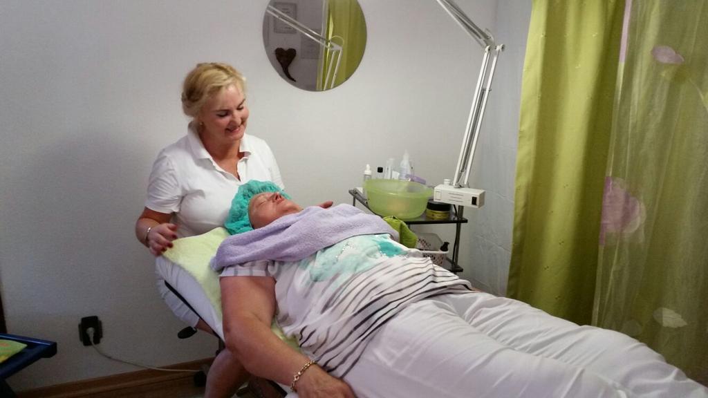 Martina'S Gastezimmer Erfurt Luaran gambar